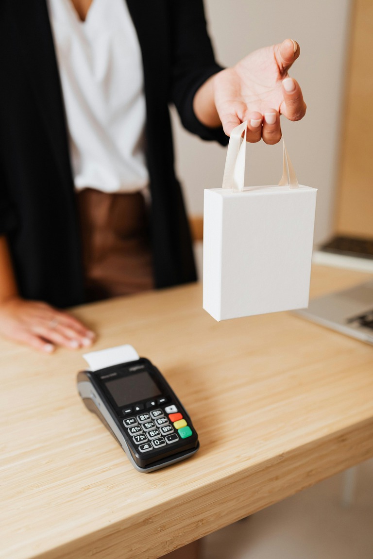 Only pay when you gain customers